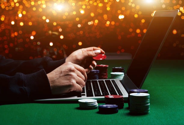 Mobile phone displaying live roulette table with dealer and betting interface